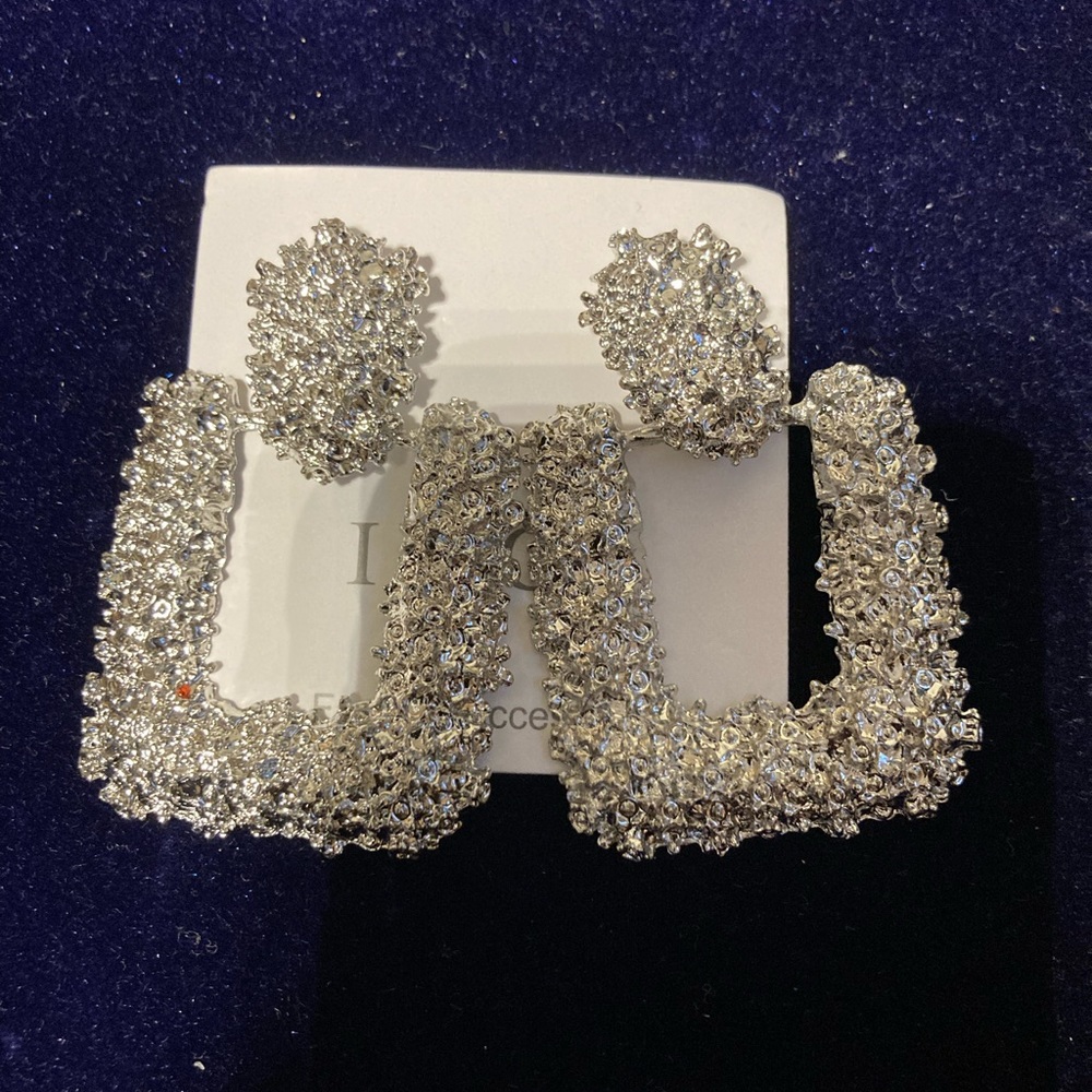 Statement earrings medium